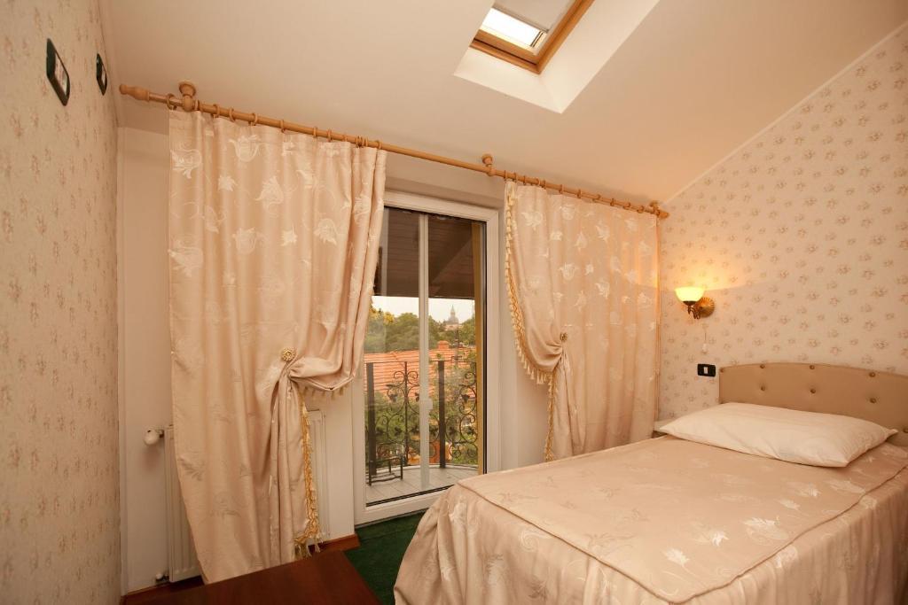 Pension Dinu Residence Timişoara Quarto foto